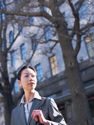 配偶者の不貞による離婚問題を解決