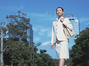 富山県でトラック運送業に強い行政書士事務所